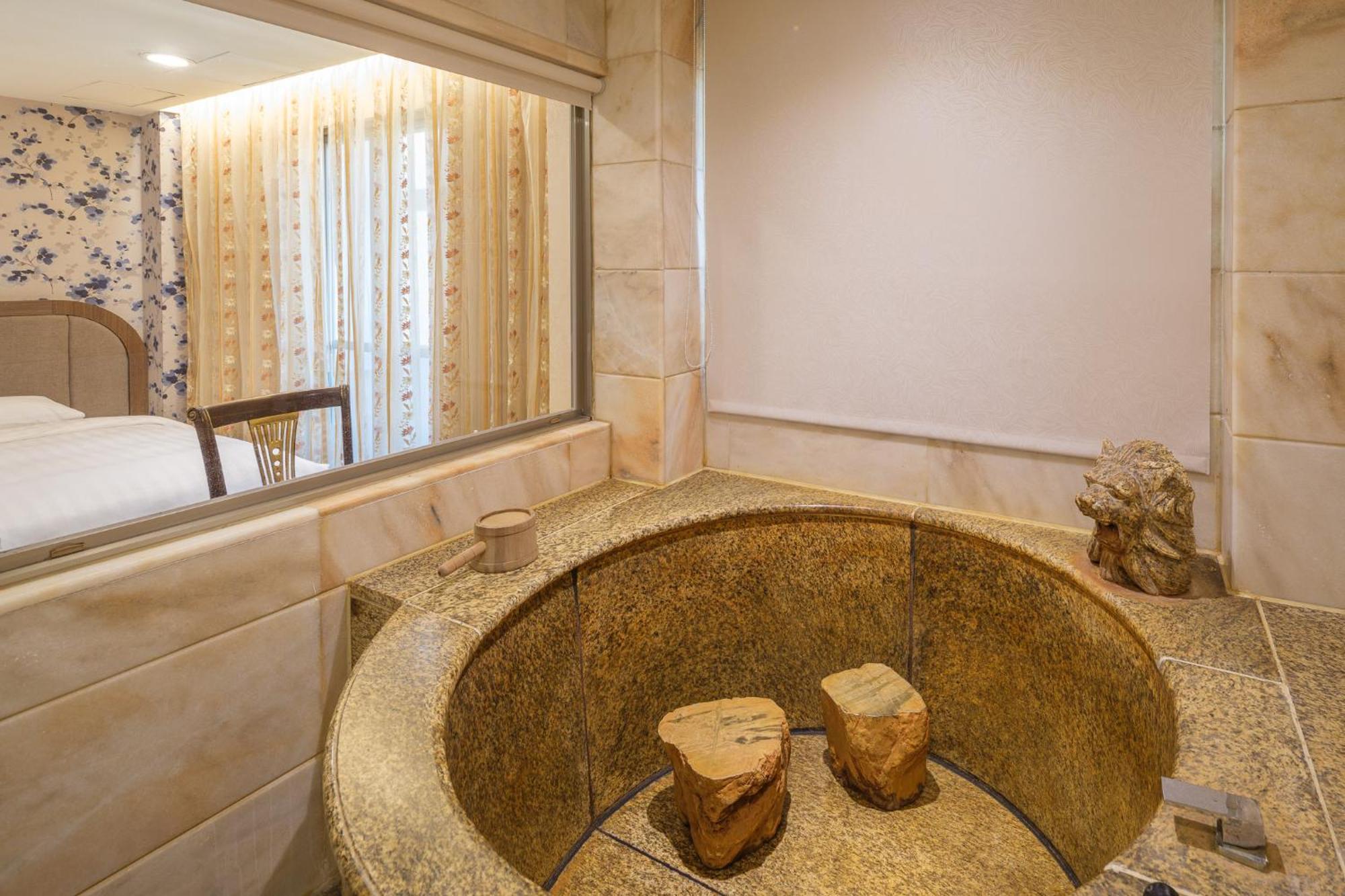 Grand Pleasure Spring Hotel Taipei Esterno foto