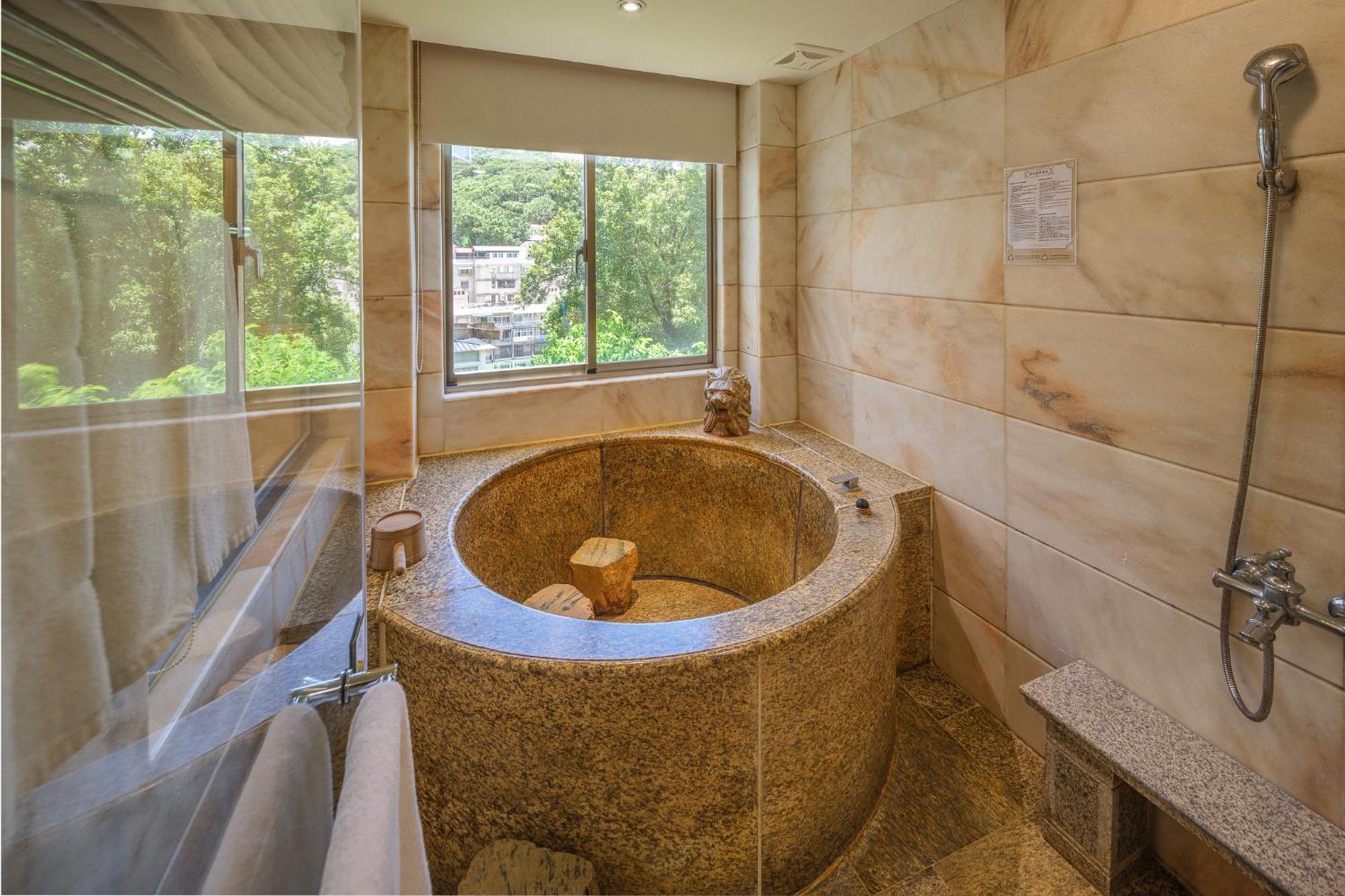 Grand Pleasure Spring Hotel Taipei Esterno foto